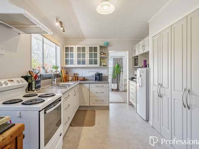 36a Mahoe Street, Central Hutt