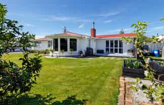 22 Brook Street, Renwick