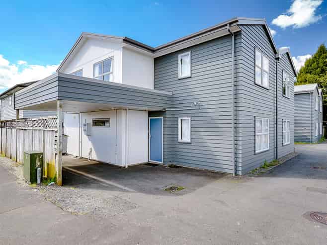 12A Cameron Road, Hamilton East