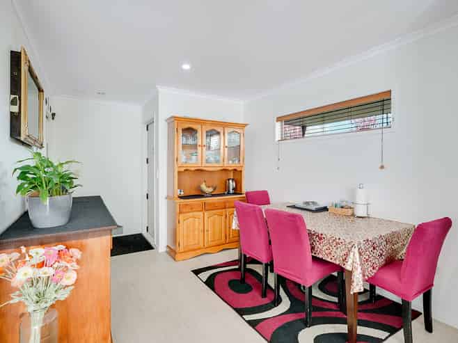 12A Cameron Road, Hamilton East