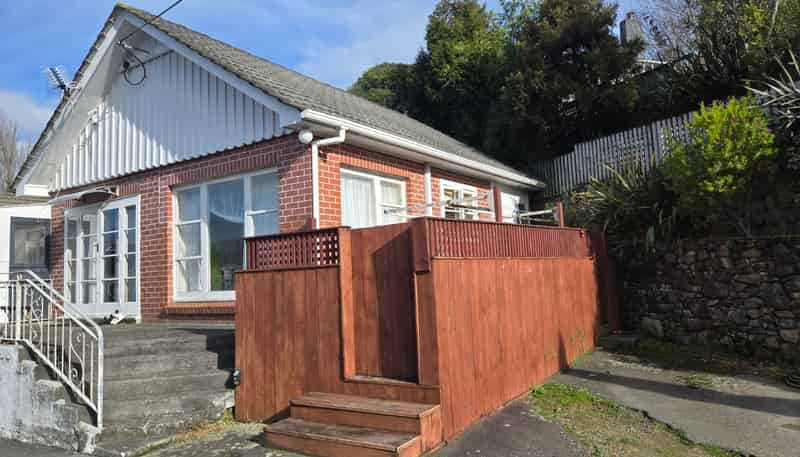 13 Romney Square, Tawa