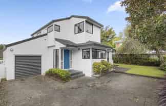 4A Empire Road, Epsom