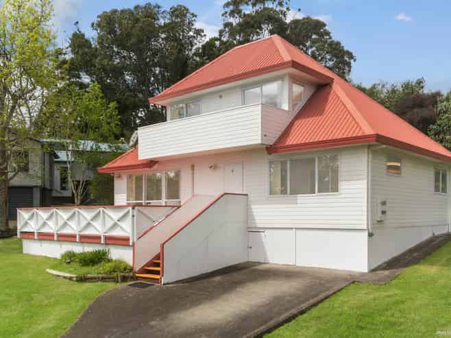 41 Esther Place, Red Beach