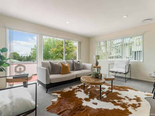 41 Esther Place, Red Beach