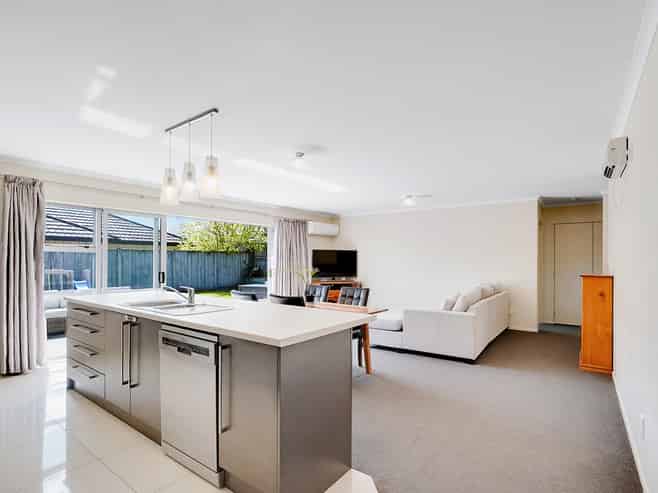 30 & 30A Sirius Crescent, Rototuna North