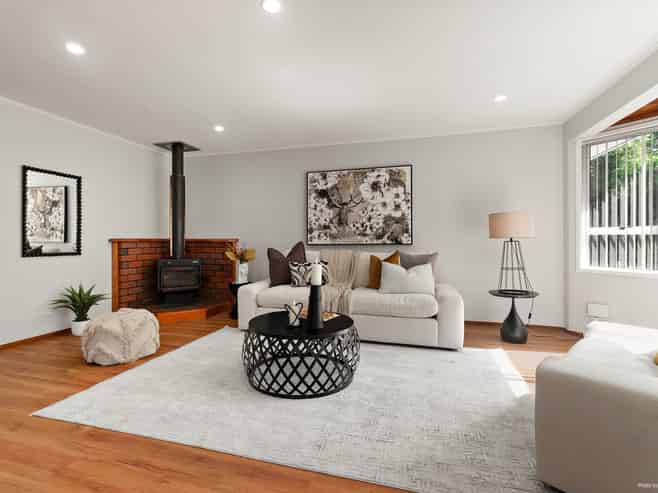 2/7 Sunburst Lane, Torbay