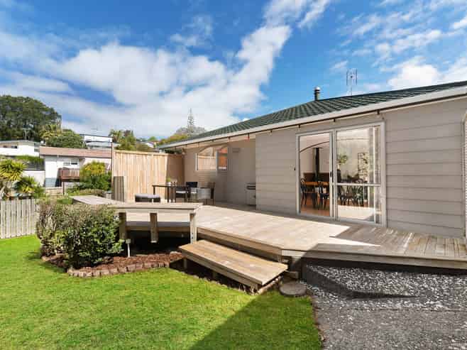 2/7 Sunburst Lane, Torbay