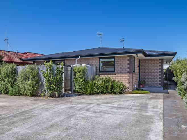 1/72C Queen Street, Levin