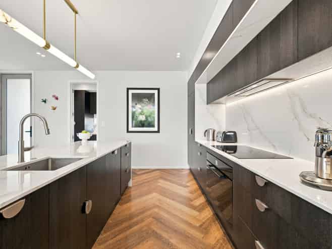 3/130 Office Road, Merivale