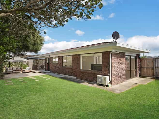2/29 Vivian Wilson Drive, Eastern Beach