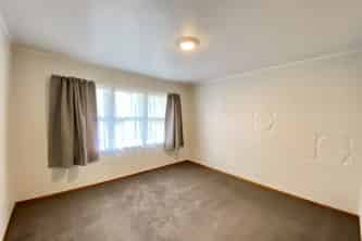 13B Stewart Place, Melville