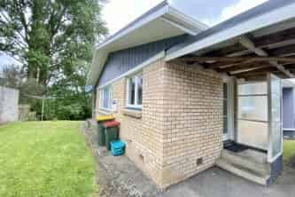 13B Stewart Place, Melville