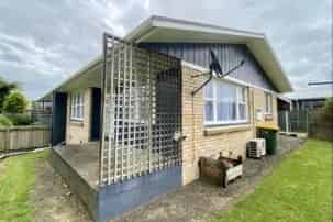 13B Stewart Place, Melville