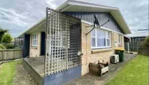 13B Stewart Place, Melville