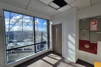Smart suburban office