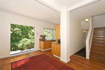 12 Mahoe Street, Eastbourne