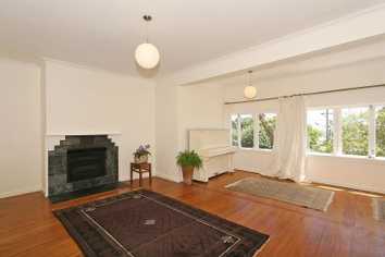 12 Mahoe Street, Eastbourne