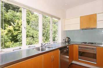 12 Mahoe Street, Eastbourne