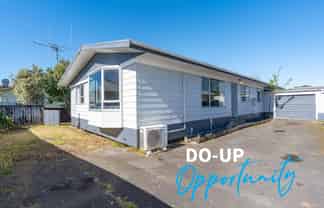 10B Crescent Court, Melville