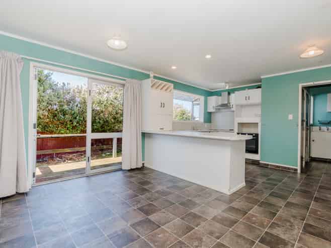 10B Crescent Court, Melville