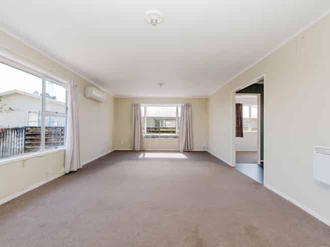 10B Crescent Court, Melville