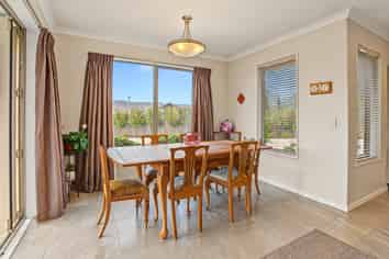 10 Rossington Drive, West Melton