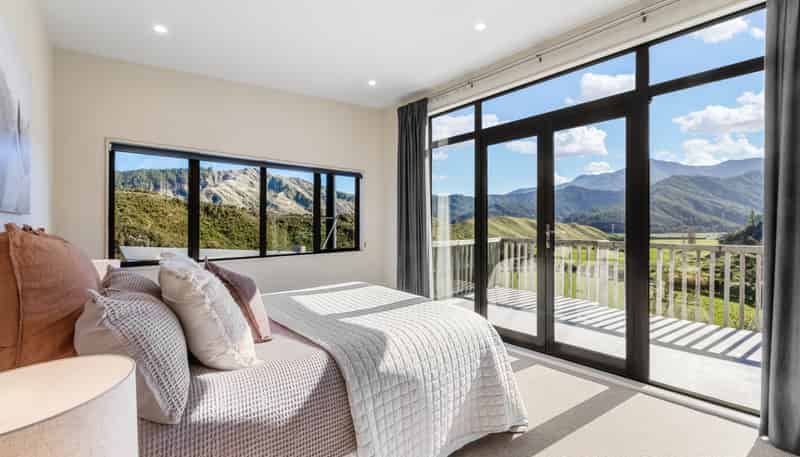 140 Leslies Road, Okaramio