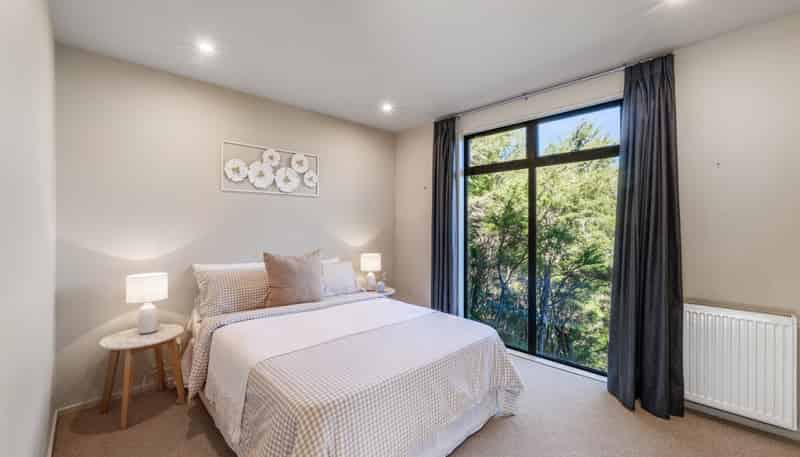 140 Leslies Road, Okaramio