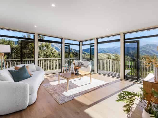 140 Leslies Road, Okaramio