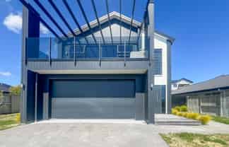 54 Maunganamu Drive, Wharewaka