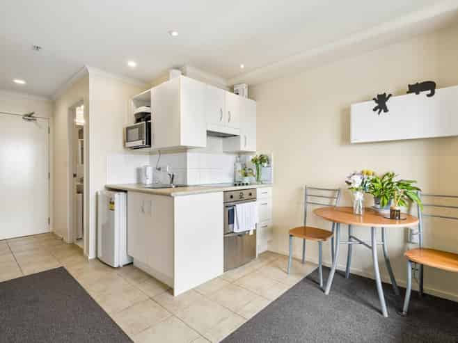 14F/18 Ronwood Avenue, Manukau