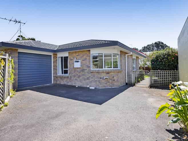 3/17 Clemow Road, Fitzroy