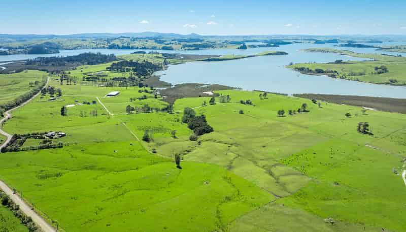 Lot 2 Neems Road, Matakohe