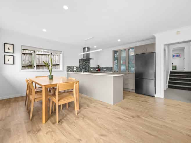 21A Kelwyn Road, Kelston