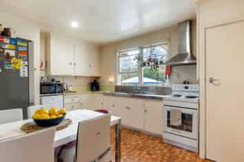 227 Stout Street, Mangapapa