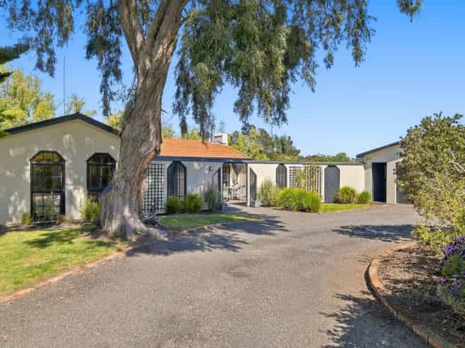 70 Montgomery Road, Westmere