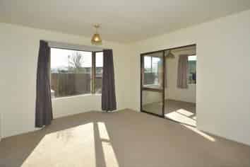 2/81 Dover Street, Saint Albans