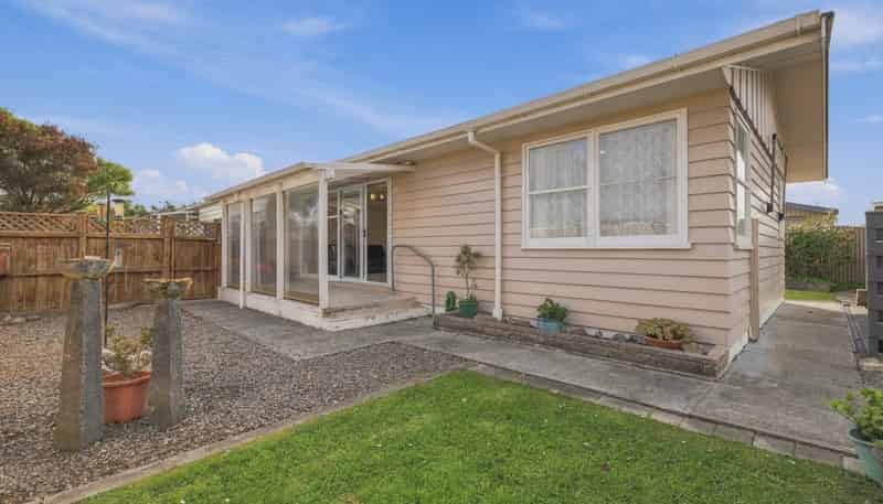 94 Fairs Road, Milson