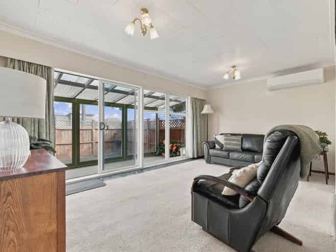 94 Fairs Road, Milson