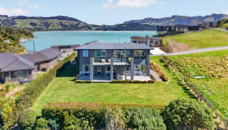 11 Kaioruru Lane, Charteris Bay