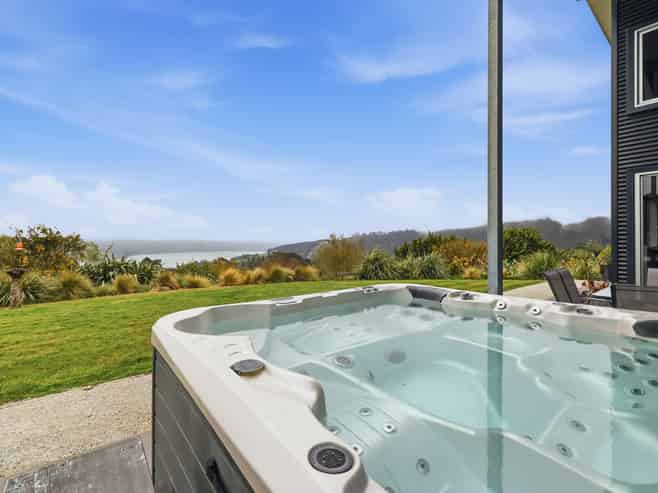 878 Blueskin Road, Mount Cargill