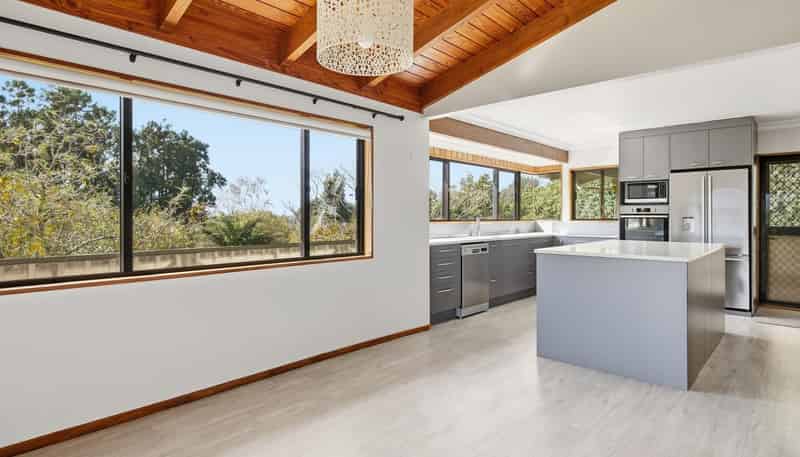 50 Turntable Hill Road, Whakamarama