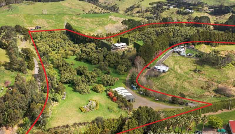50 Turntable Hill Road, Whakamarama