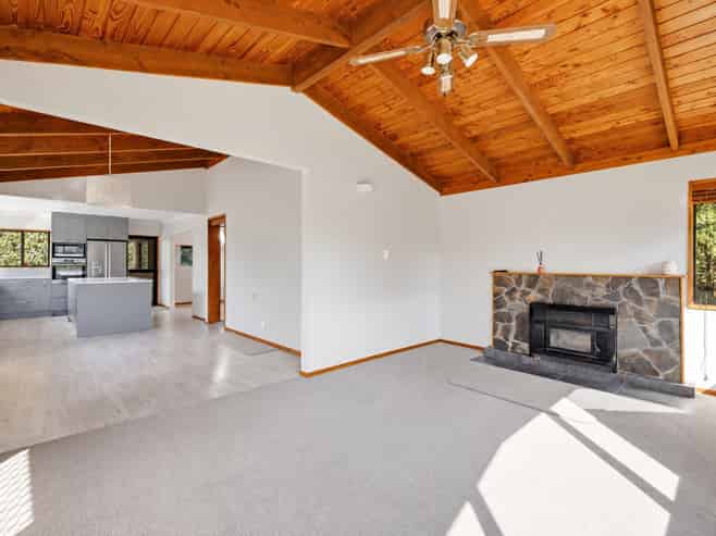 50 Turntable Hill Road, Whakamarama