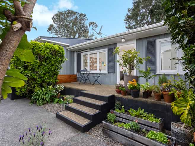 2/108 Asquith Avenue, Mount Albert