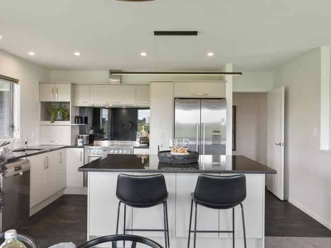 500 Union Line, Marton