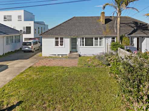 22 Waimana Avenue, Northcote Point
