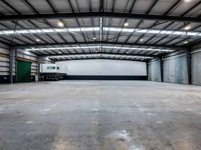 CBRE | 2,048sqm Premium Warehouse on Neilson St