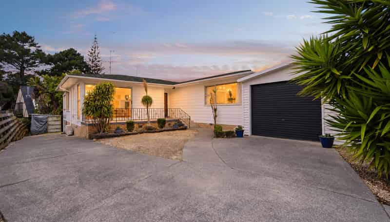 54 Fitzwater Place, Henderson