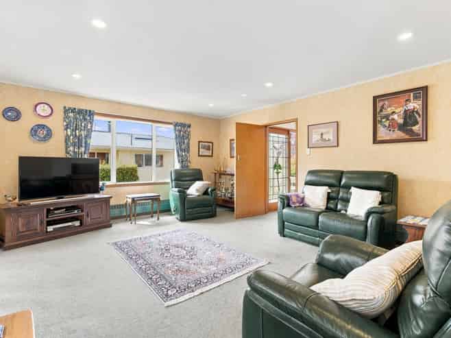 18 Kennedy Road, Fairfield